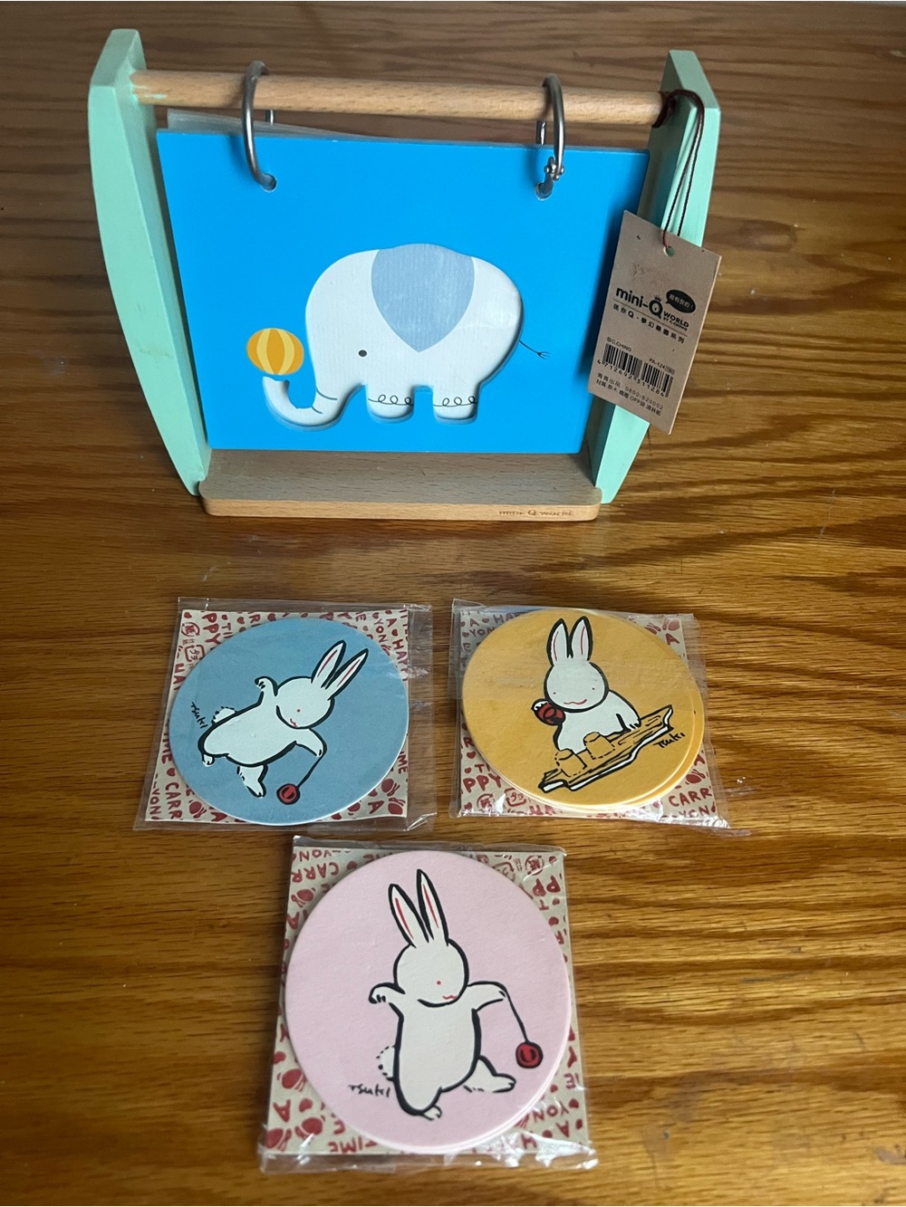 Wooden Flip Photo Album, Cards and Note Pad